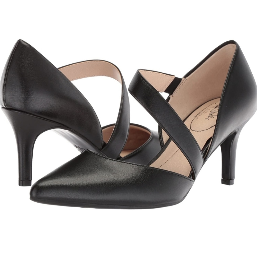 Life stride brand pumps